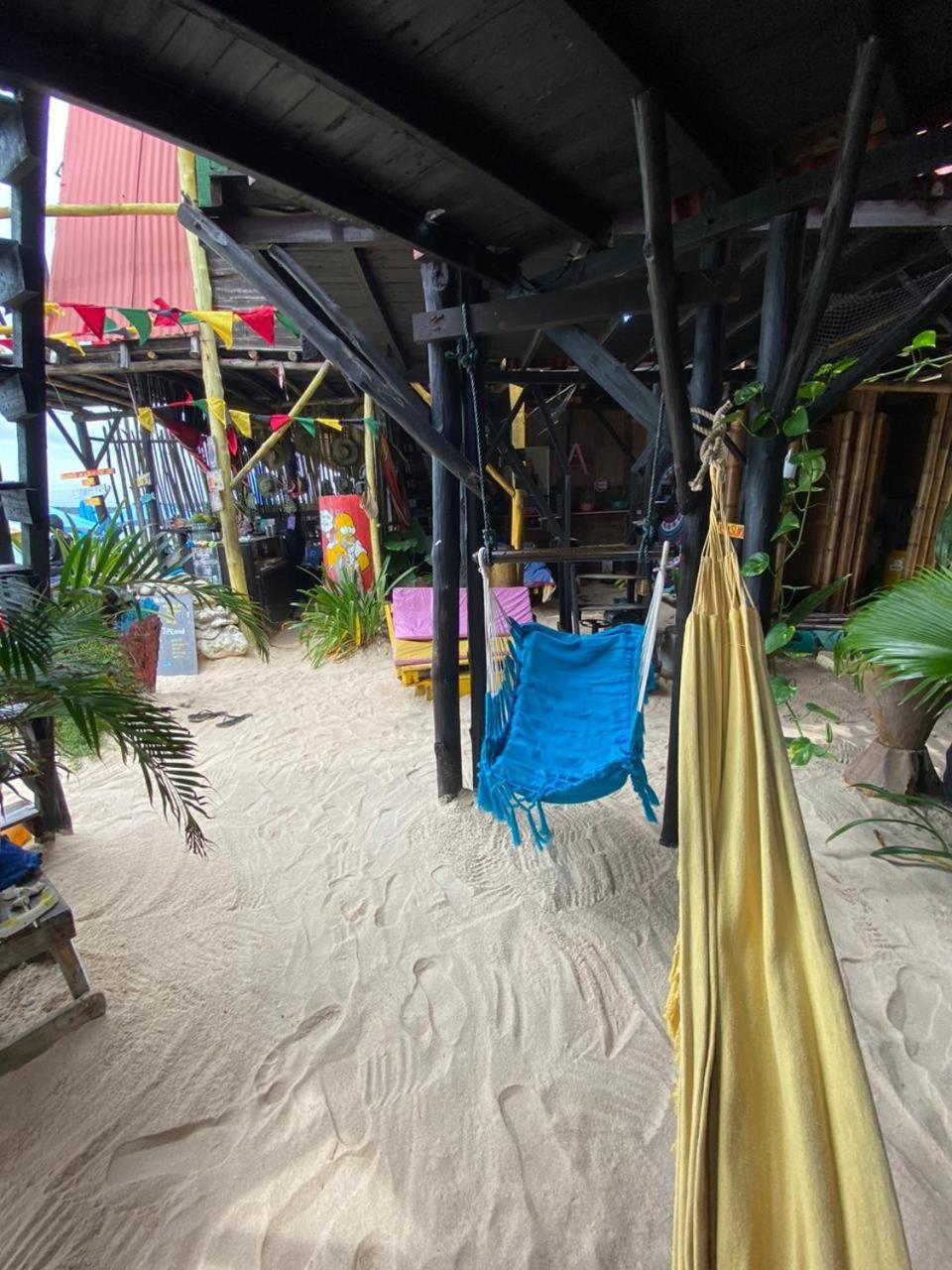 Tipiland Baru La Casa Del Mono Hotel Плая Бланка Екстериор снимка